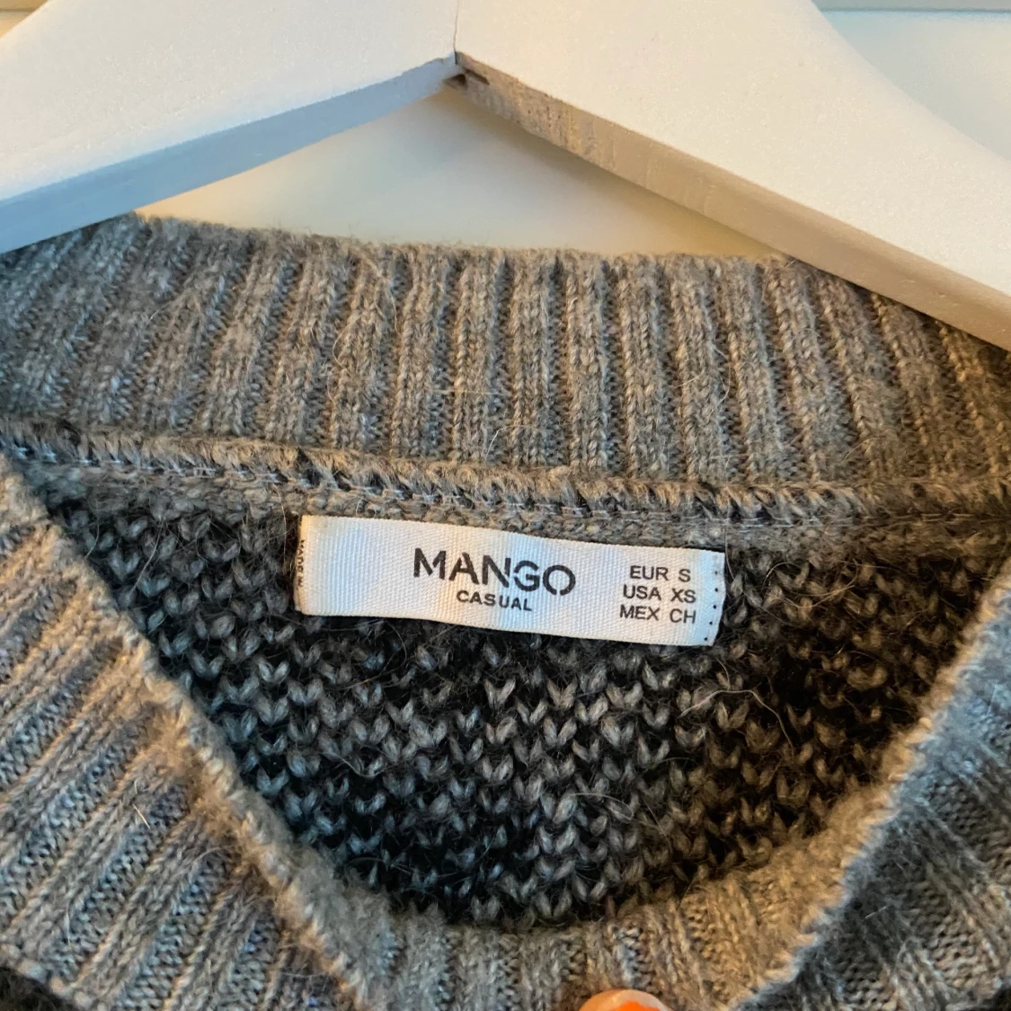 Leopard stickad tröja från mango: strl S - 91