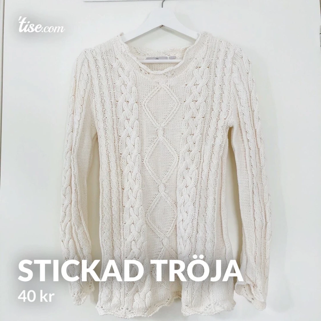 Stickad tröja
