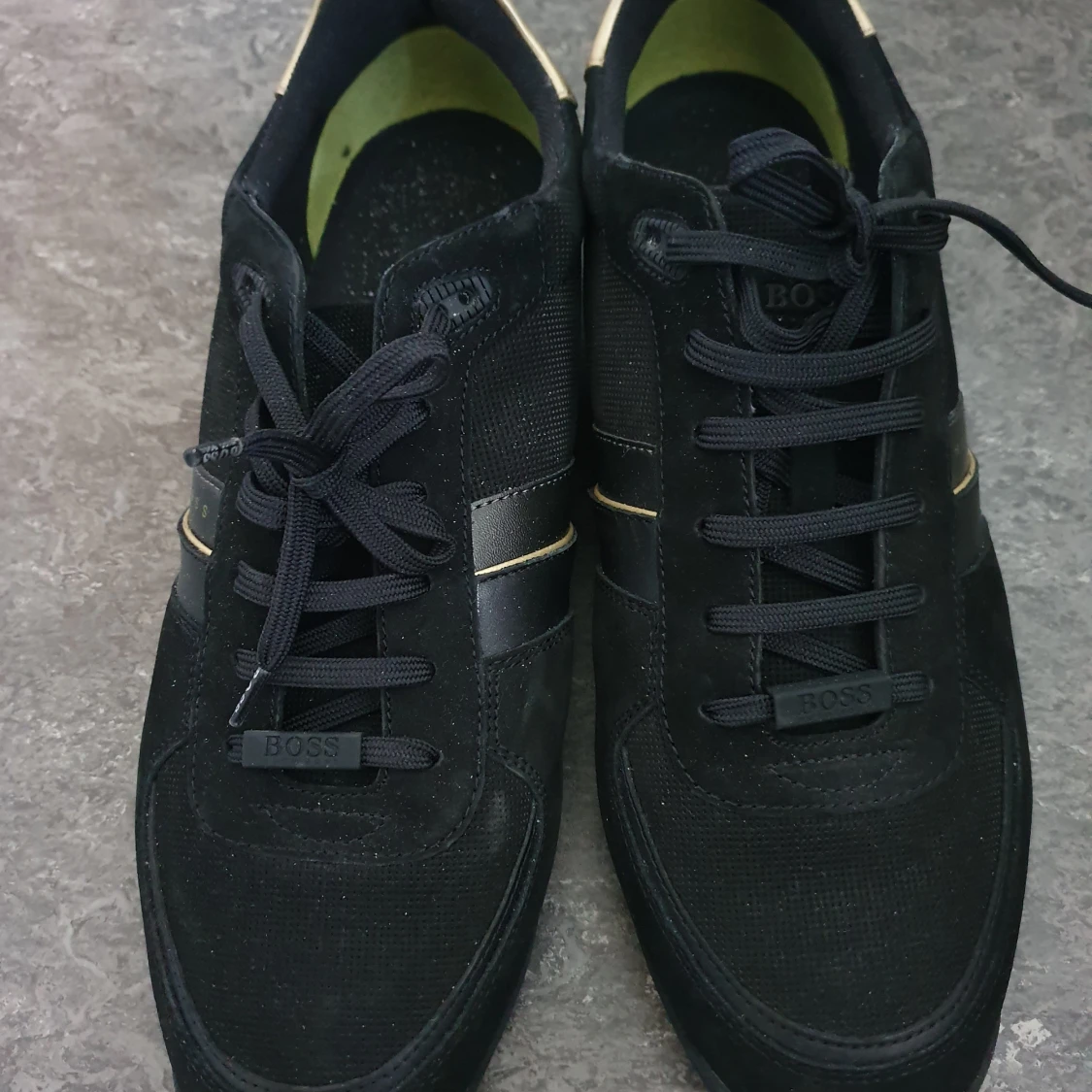 Hugo Boss sneakers - 90