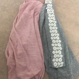 Koftor  - Två olika koftor för 50 kr.