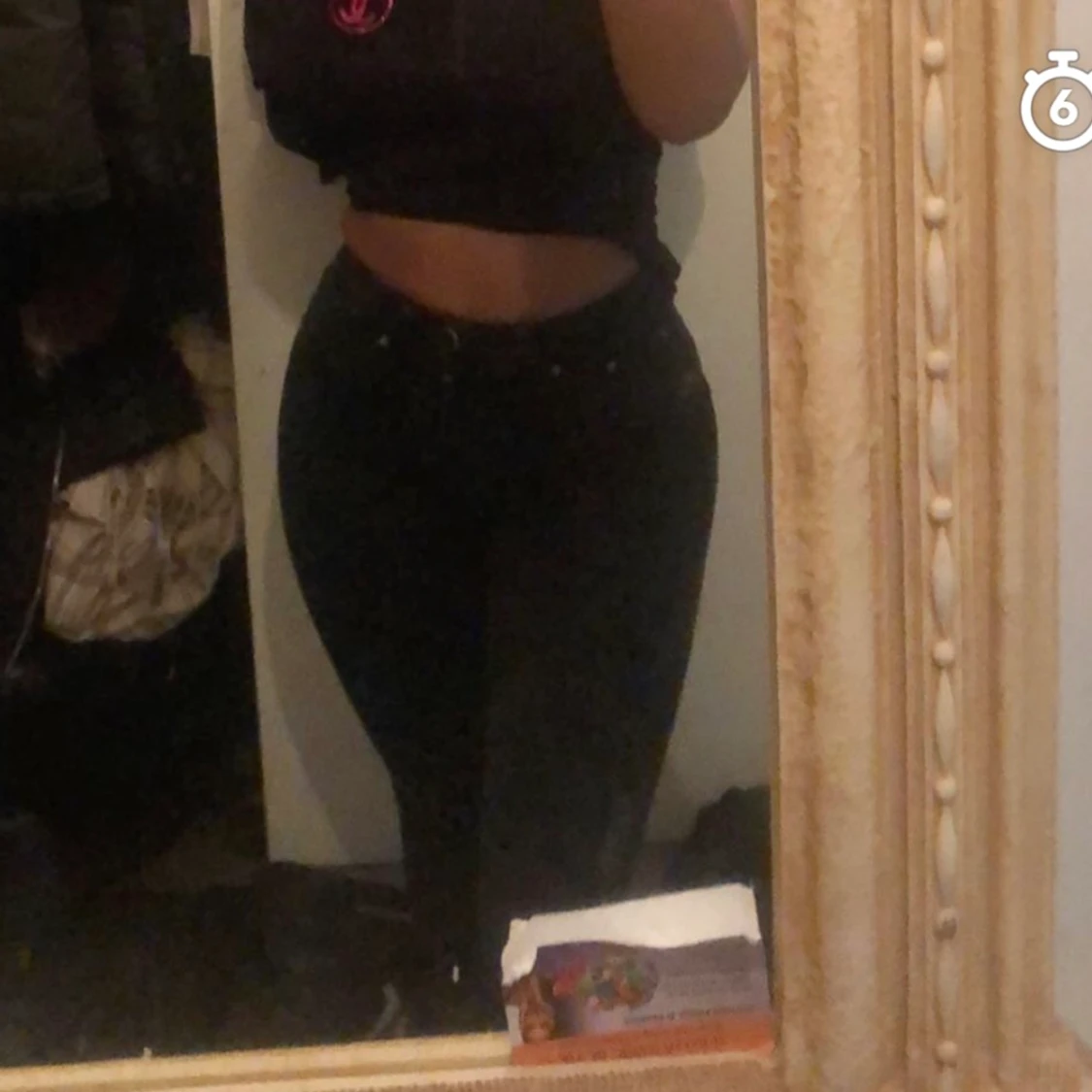 2 högmidjade jeans  - 91