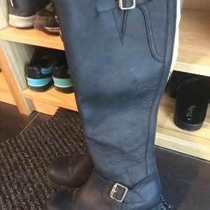 Stövlar - Jonny bulls stövlar använda 2 ggr så som nya stora i storleken mer en 37a