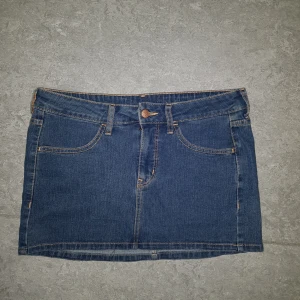  - Jeans kjol, aldrig använd
