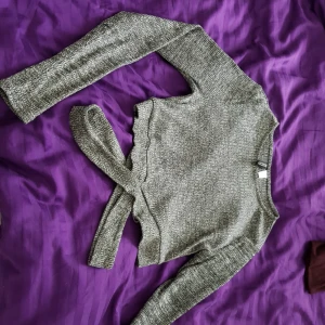  - Magtröja aldrig använd. Storlek s