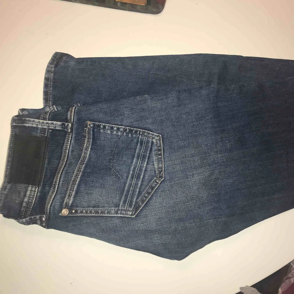 G-star jeans använda ca 2 gånger. Nypris 1299.. Jeans & Byxor.