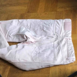  - Rosa jeans från hm 