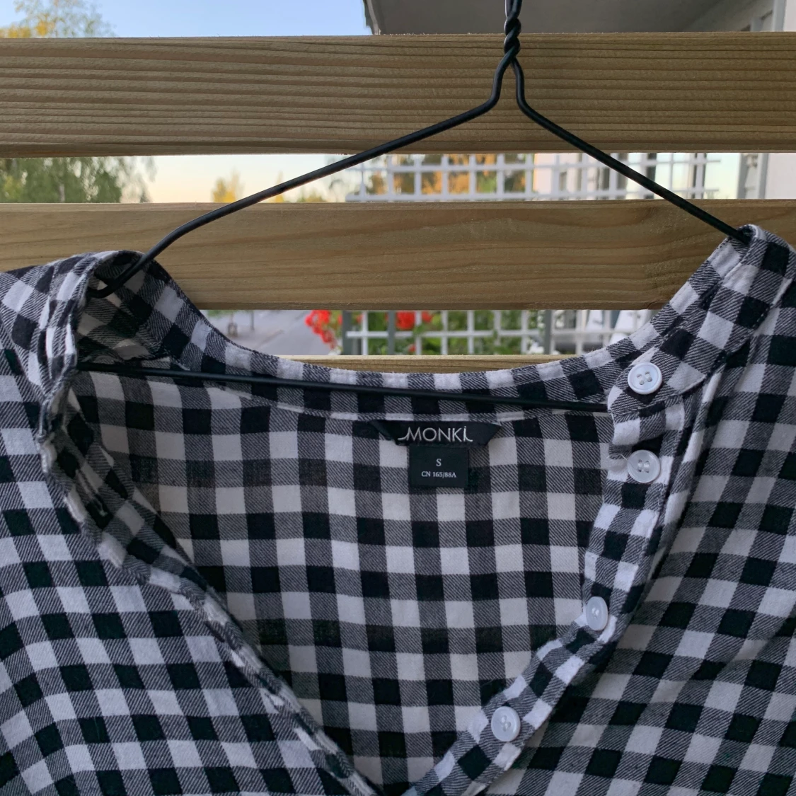 Rutig blus/skjorta storlek s - 90