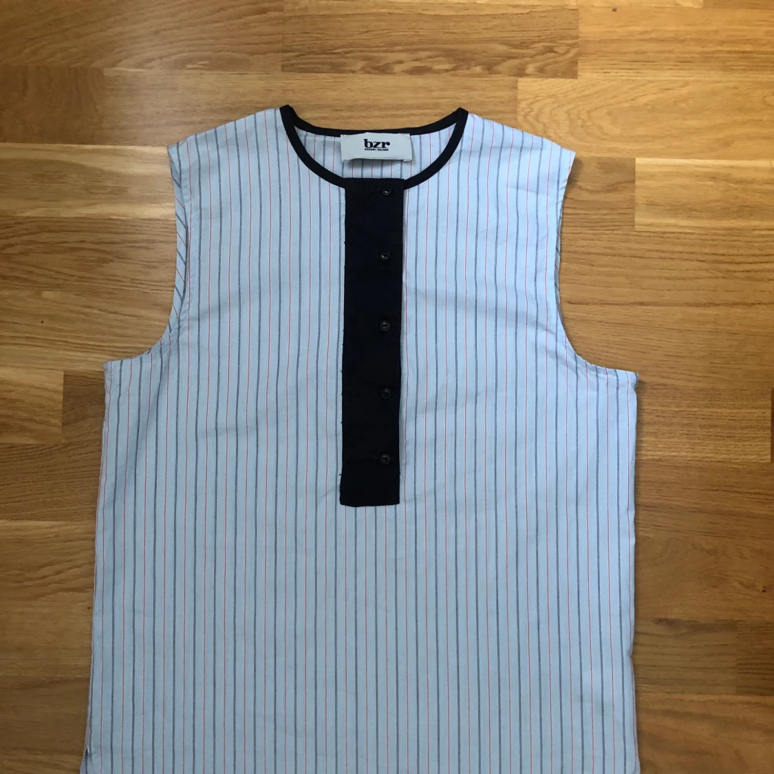 Ärmlös skjorta Bruuns Bazaar