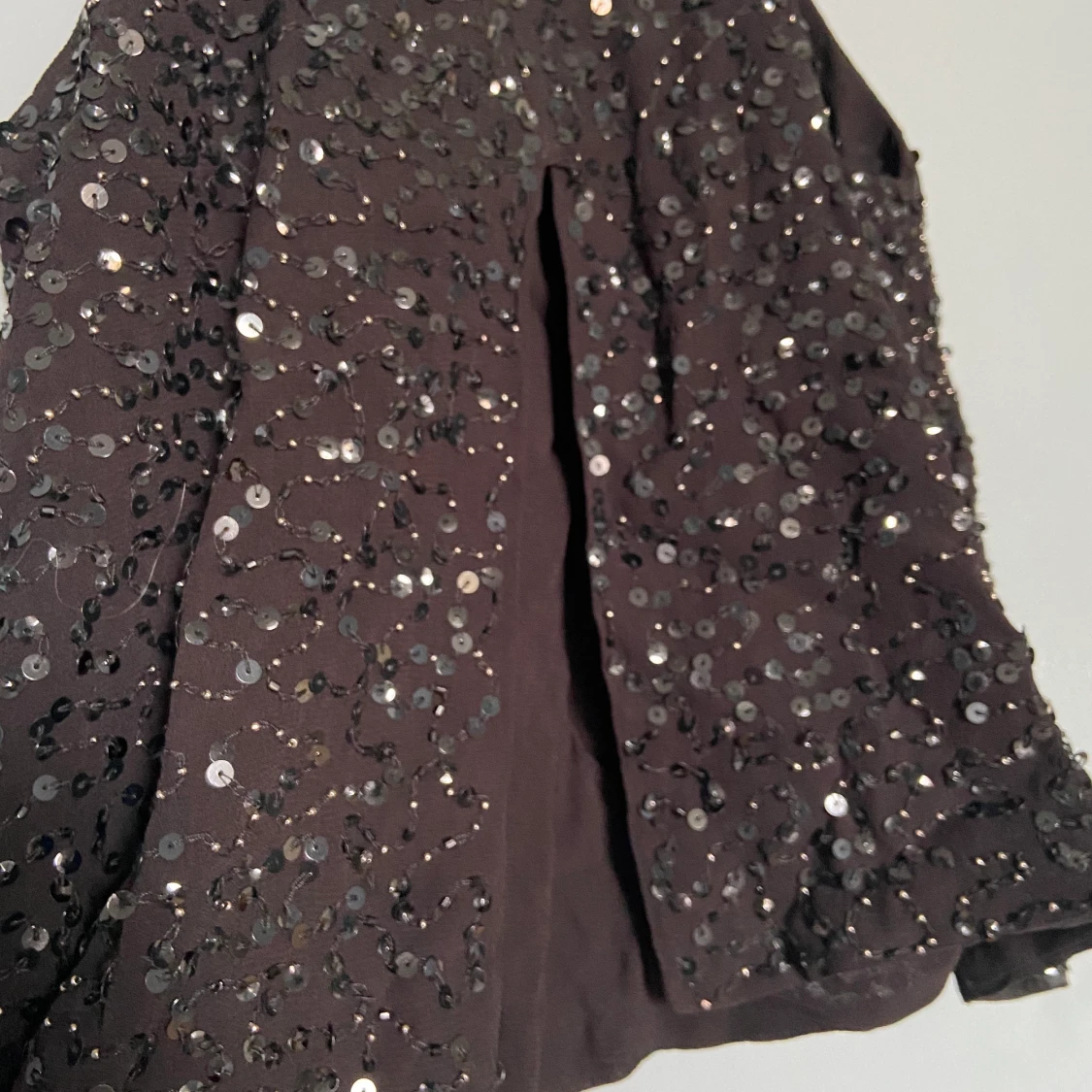 Croppad, glittrig och hög i halsen - 90