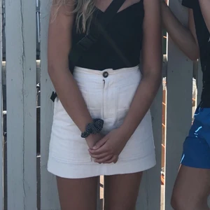 Kjol - Fin kjol, använd få gånger!💜