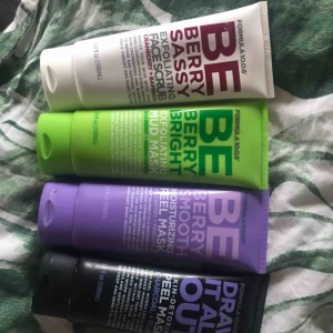  - Säljer dessa 4 hudvårds produkter då mitt ansikte inte tål dom, köpt för 500 och säljer för 250. Köparen står för frakten 