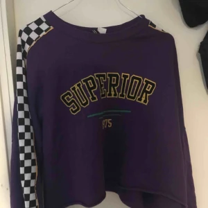  - Jätteskön tröja!  Frakt kostar 50kr