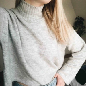  - Jättefin stickad tröja från gina! 