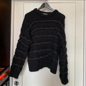 Stickad tröja  - Zara storlek S, oversized 