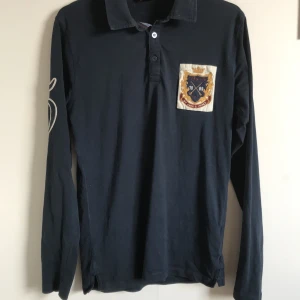 Tröja från Jack&Jones - En sparsamt använd tröja från Jack&Jones. 