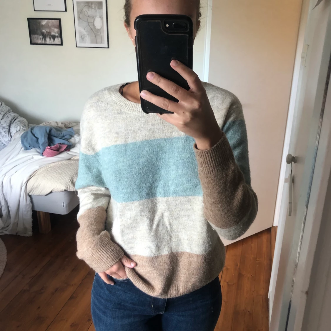 Randig stickad tröja