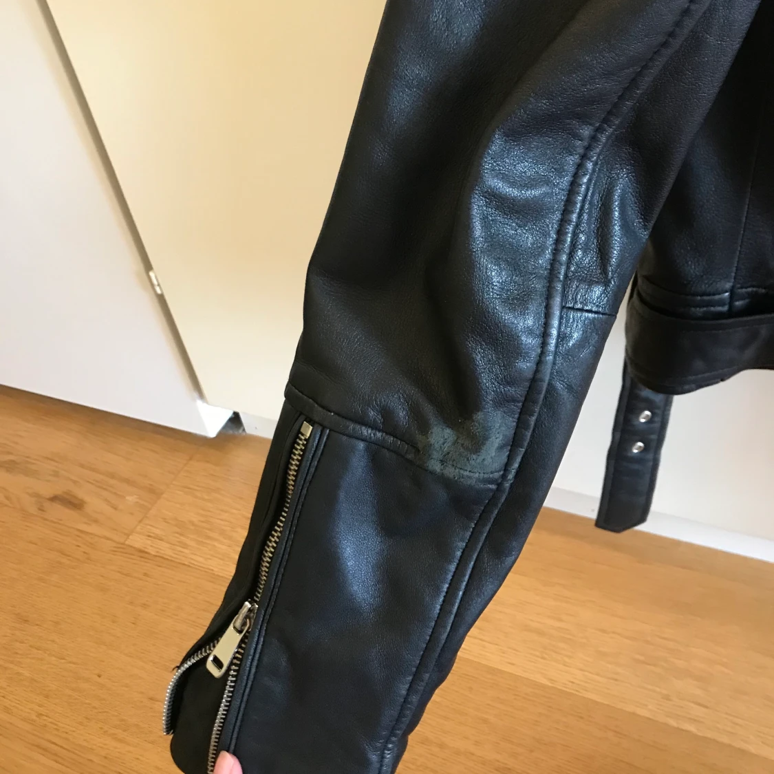 Skinnjacka strl XS  - 91