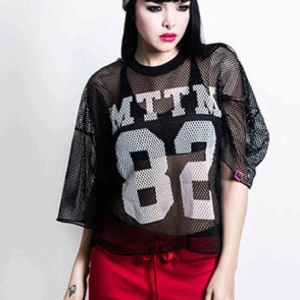  - Married To The Mob mesh tröja. strlks-mässigt funkar på s/m/l beroende på hur en önskar använda den! använd endast 1 gång. frakt tillkommer!