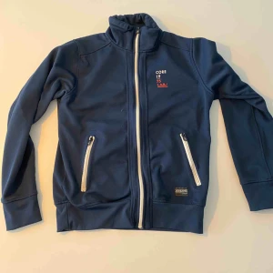  - Hoodie utan luva från Jack&Jones i strl M. Mycket fin!