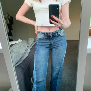 Vida jenas - Vida Jeans använda 2 gånger dvs nyskick. Köpta från vinbok och säljer pga för små. 200kr inklusive frakt:)