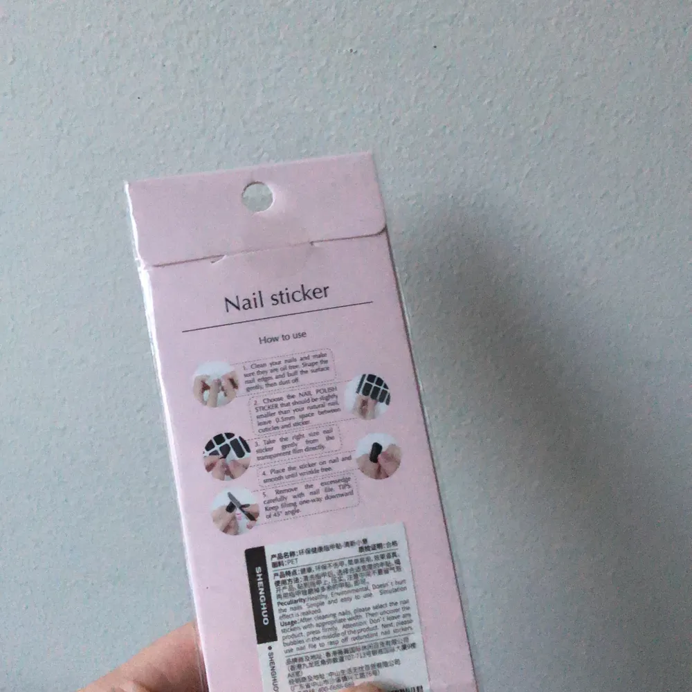 Nya nagelklistermärken som är pastella från Korea! Det finns 20st i paketet! 50kr🌸. Accessoarer.