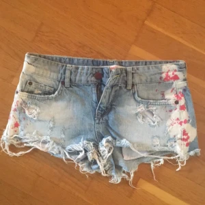  - Snygga shorts från Gina tricot 🌸