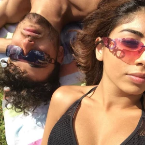  - Rosa 90s brillor :)