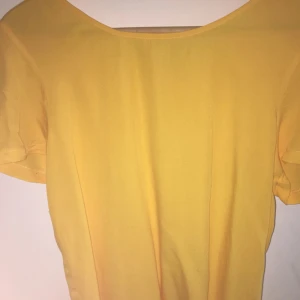  - Fin tröja med dragkedja bak från Wera.