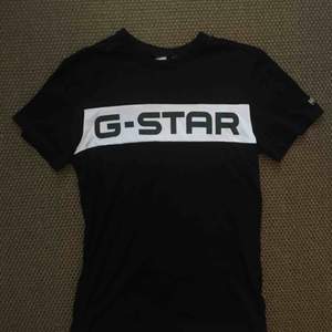 Tshirt från G-star i storlek XS, köpt på Zalando. Nyskick.