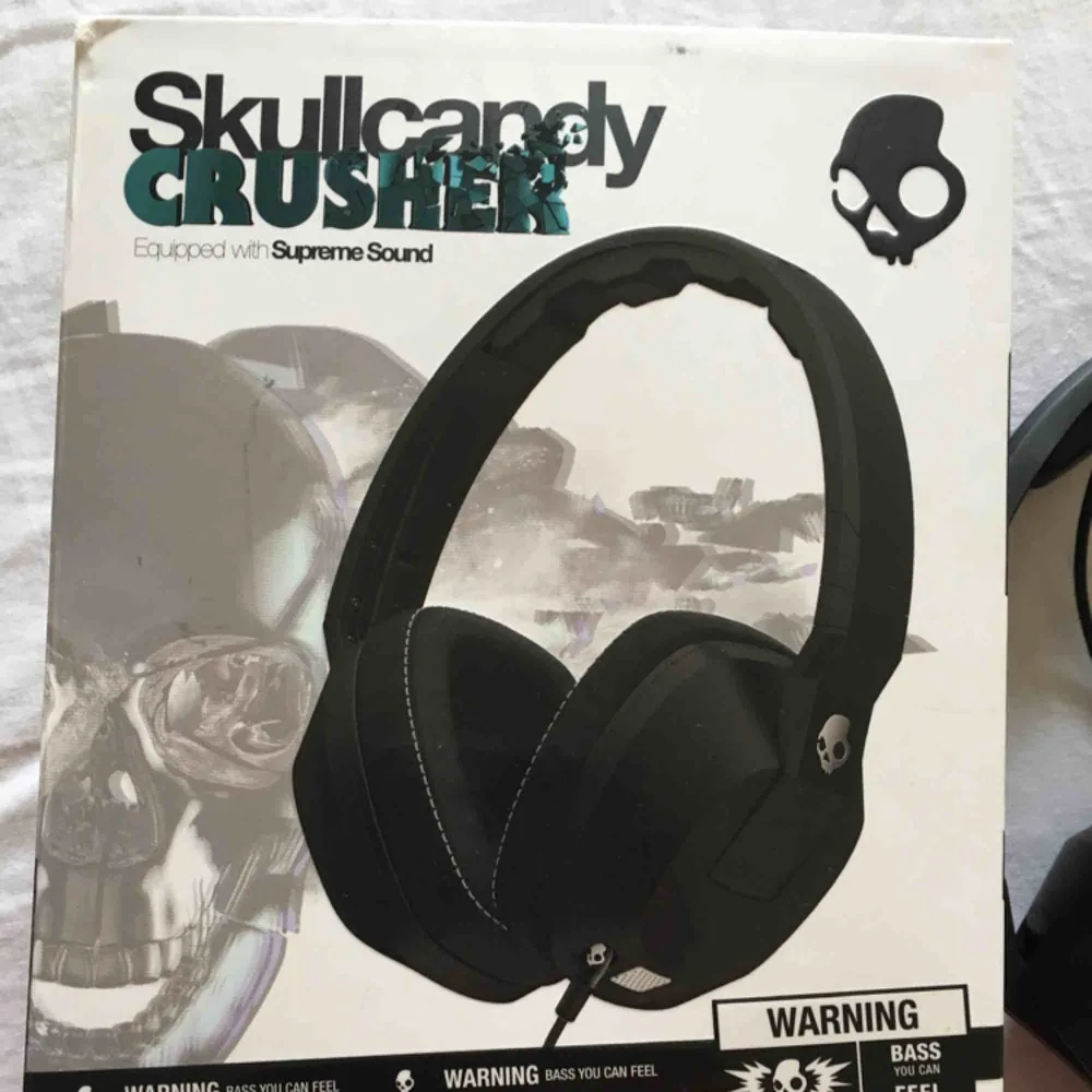 Helt nya skullcandy crusher headset . Övrigt.