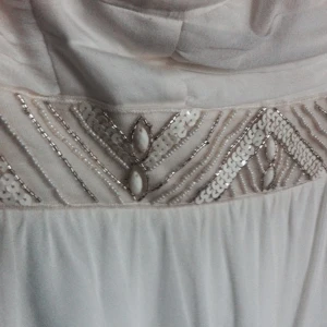 Den perfekta studentklänningen. Använd 1 gång - Den perfekta studentklänningen. Använd 1 gång