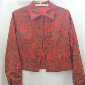  - Jacka/Kavaj inköpt på secondhand i Berlin! ✨ Sista bilden gör färgen mest rättvisa!