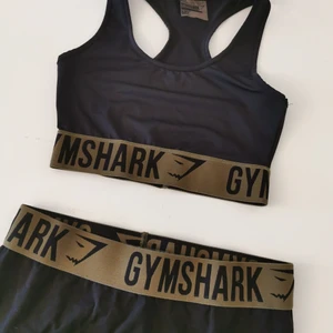 Träningskläder - Set från gymshark i storlek S 💖 Knappt användt. Säljer för 400💕