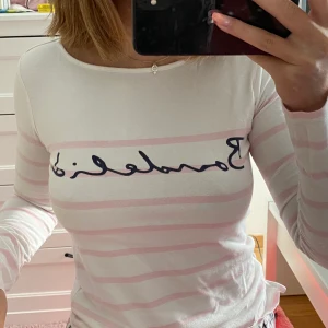 Tröja från bondelid  - Stretchig, söt & super bekväm tröja 