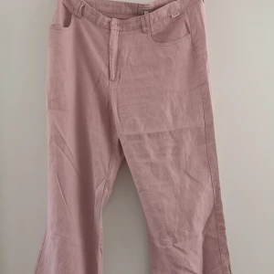 Linnebyxor - Babyrosa linnebyxor. Supersköna och fina. 