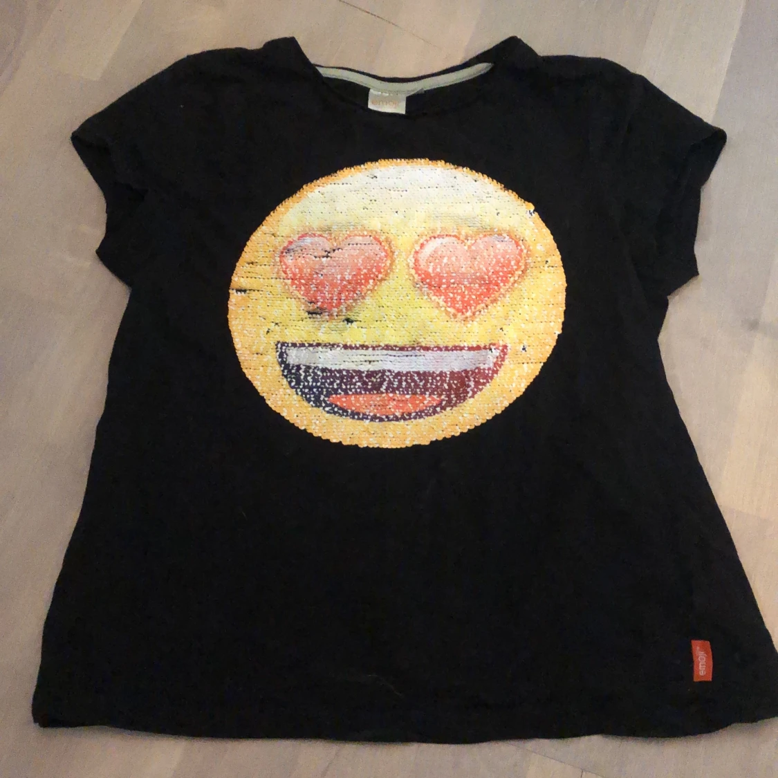 Emoji tröja ( barn ) 