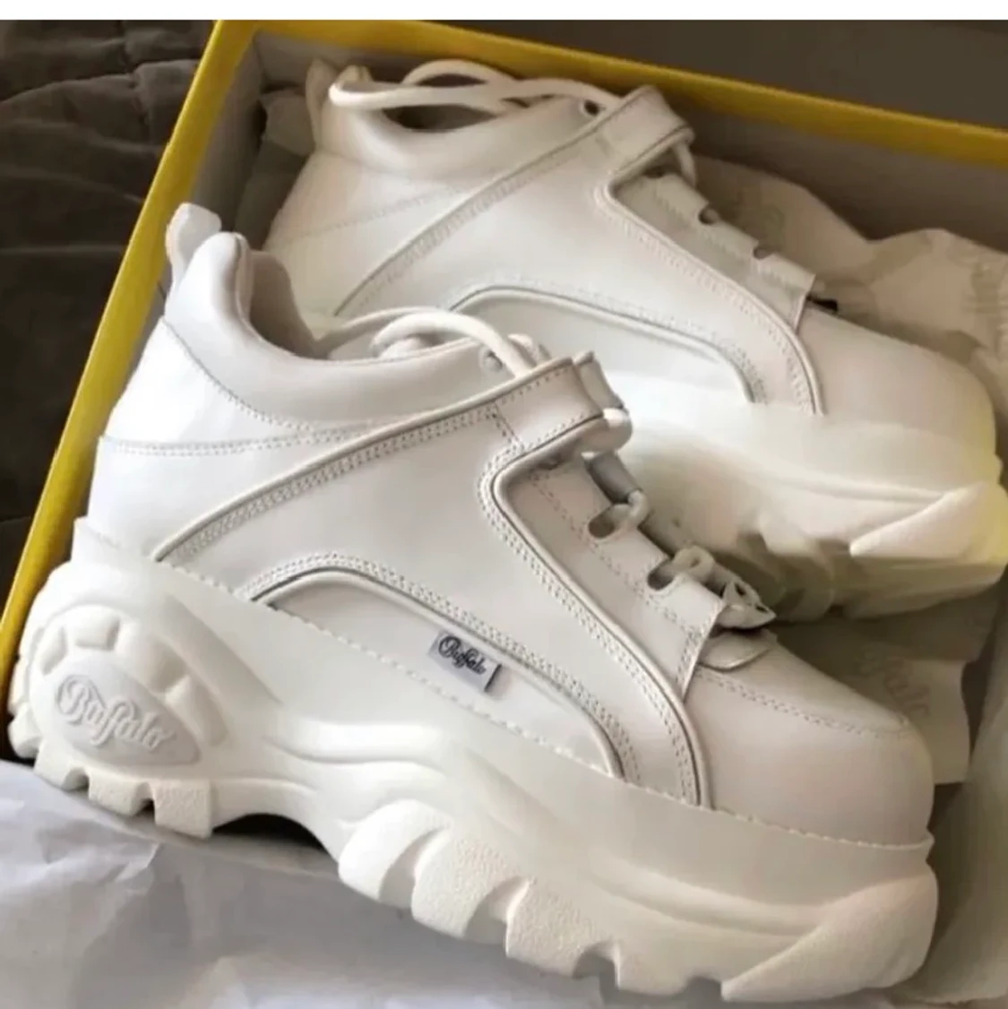 Buffalo platå skor vita/ white buffalo platform shoes - 90