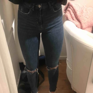  - Skit snygga jeans från Hm 