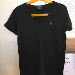  - Polo Ralph Lauren T-shirt i bra skick