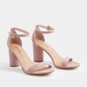  - Snygga klackar i nude rosa nyans! Som helt nya, endast testade. 