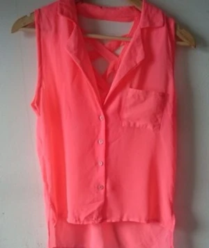  - Neon färgad topp köpt från thailand. 
