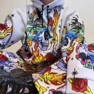 Mönstrat mjukis set  - Hej tänkte kolla intresset för detta set som är slutsålt. Passar XS-M. Nypris 1400kr. Bud från 800kr. Frakt tillkommer! Högsta bud: 900kr budgivningen slutar på fredag 29/5