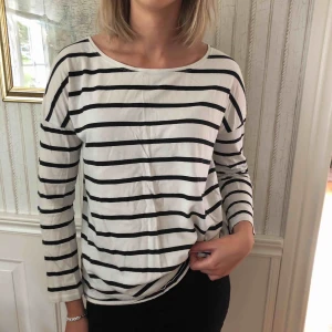  - VINTAGE GINA TRICOT!!! Ni som vet ni vet. Köpare står för frakt 🤠