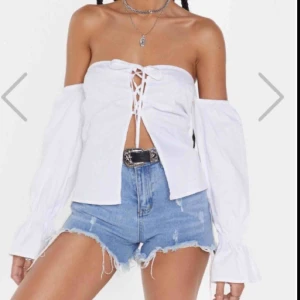 Nasty gyal - Helt ny topp från nasty gyal. Möts upp i hela Stockholm och i Uppsala. Om någon vill ha en bild på tröjan på mig kan jag skicka.