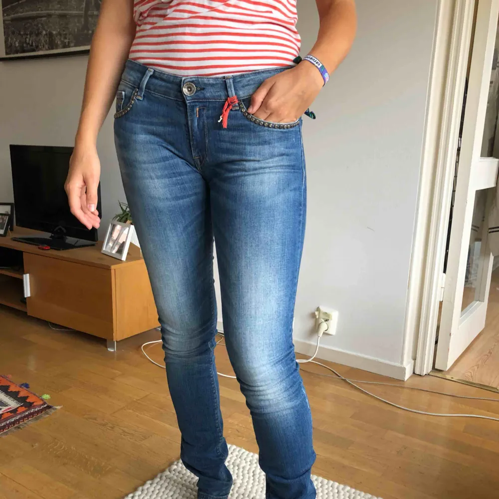 Replay jeans i superbra skick. . Jeans & Byxor.