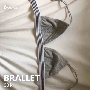  - Helt okej skick. Lite nopprig. 