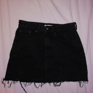  - Jättefin jeanskjol ifrån Zara ❤️