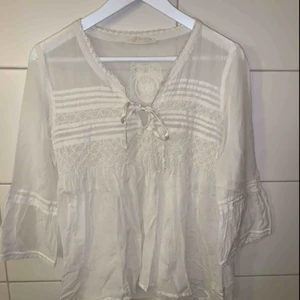 Blus från Odd molly - Superfin blus från Odd Molly, stl 1 vilket motsvarar Small. Nypris 1000kr