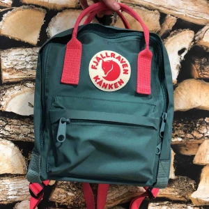  - Säljer min min minikånken då jag köpt en ny. Denna är använd i typ två månader, så den är i fint skick. Nypris: 799:- 