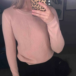  - Ljusrosa mysig stickad tröja, kan bli billigare 